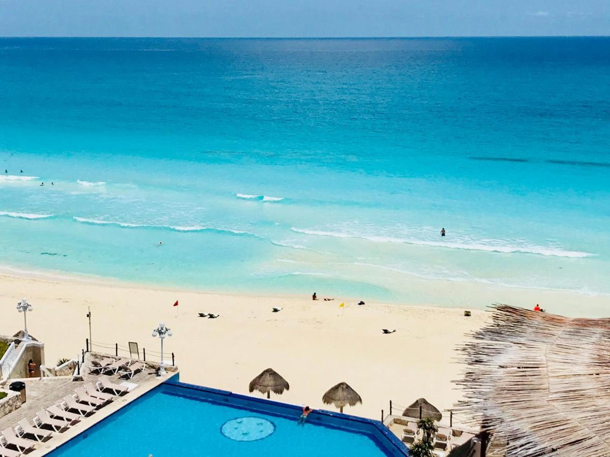Bof Apartments Cancún Esterno foto