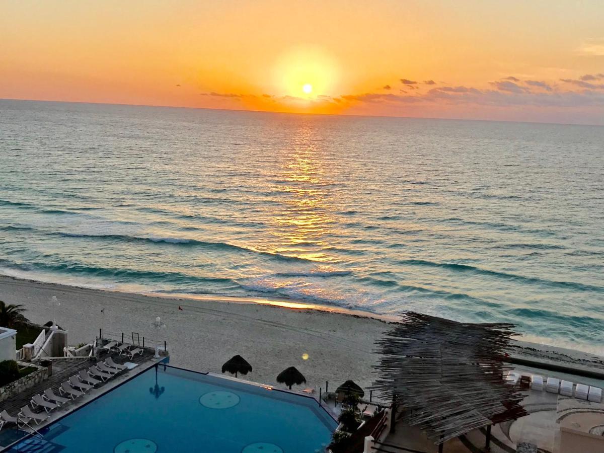 Bof Apartments Cancún Esterno foto