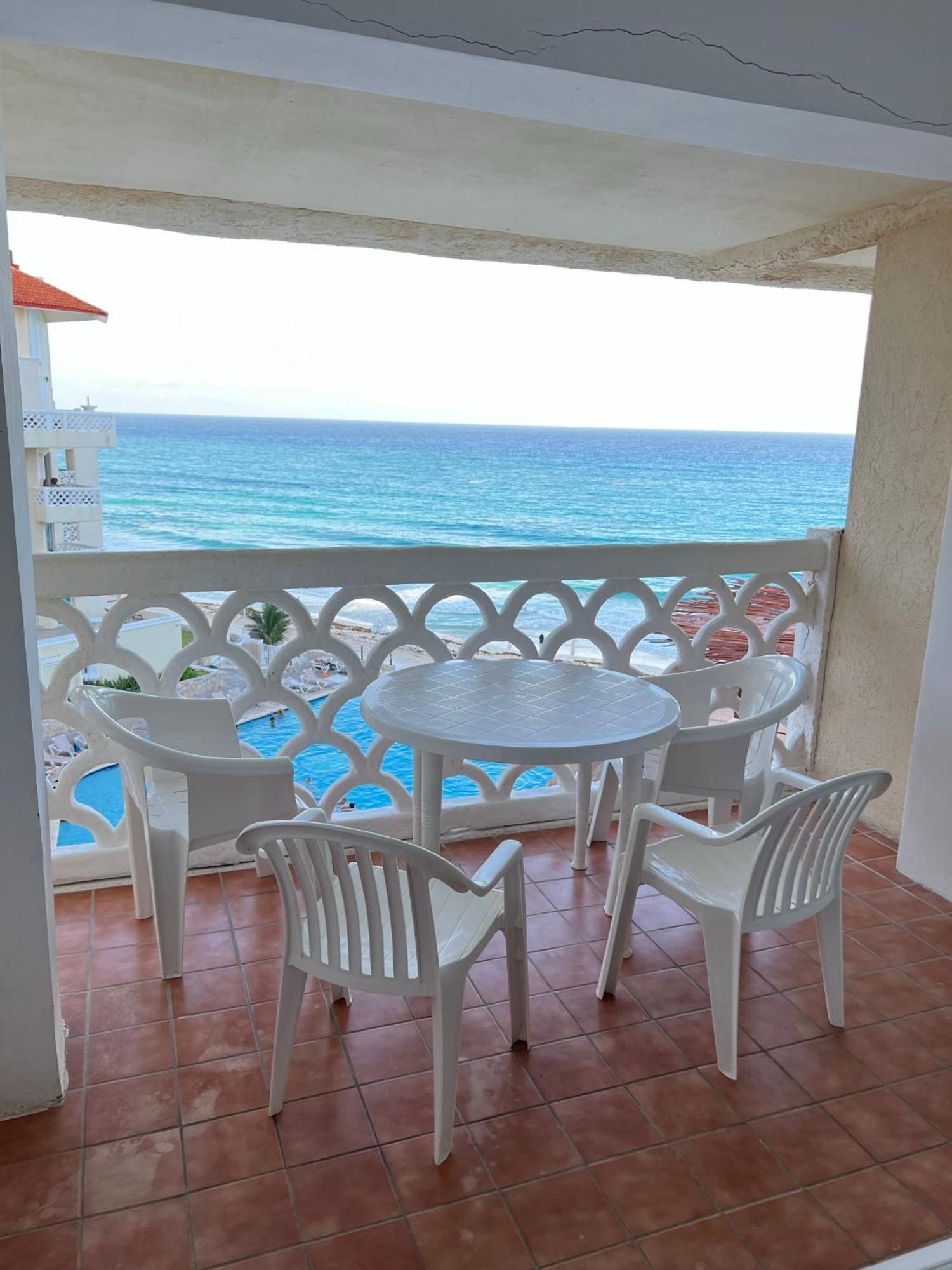 Bof Apartments Cancún Esterno foto