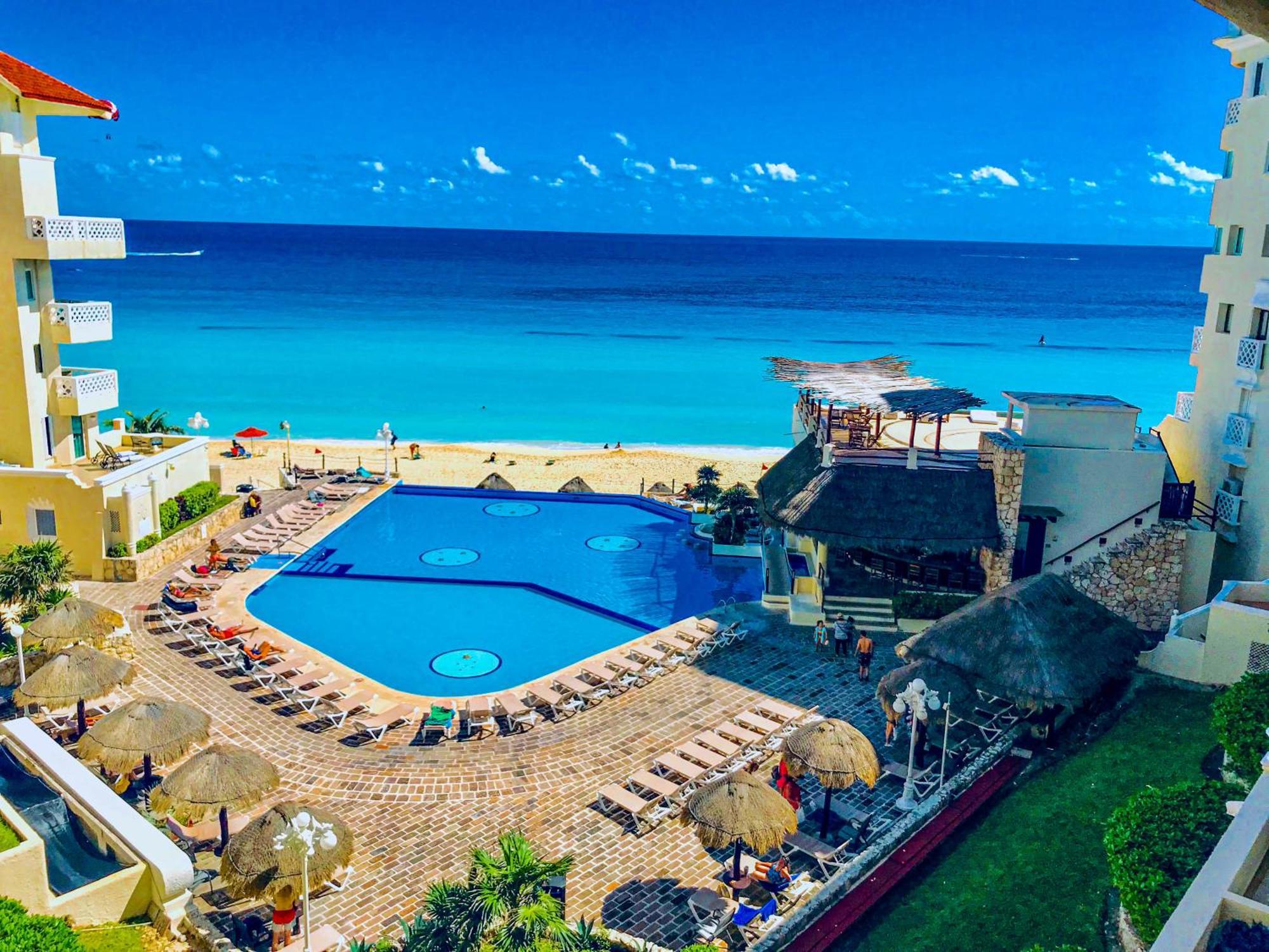Bof Apartments Cancún Esterno foto