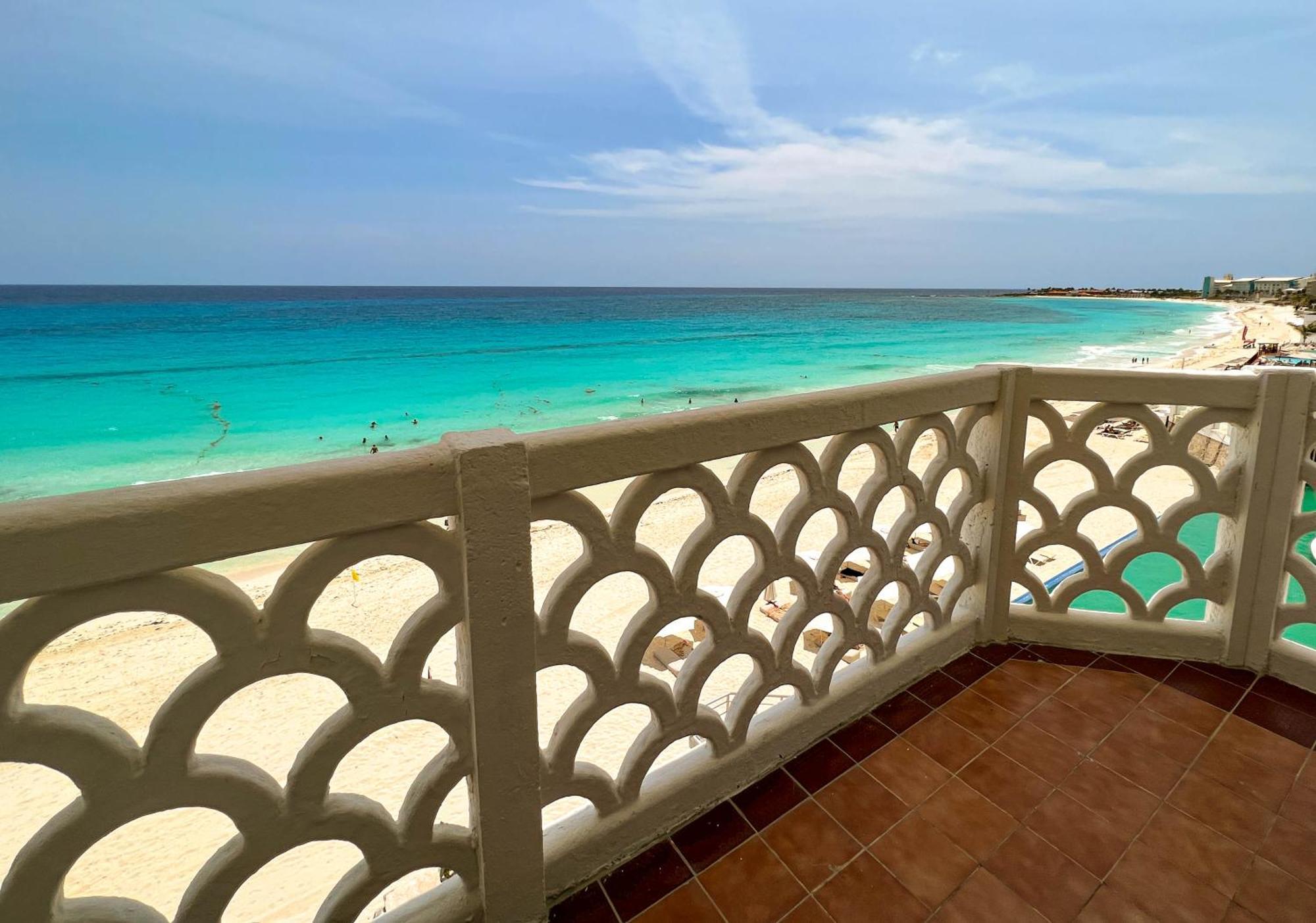 Bof Apartments Cancún Esterno foto